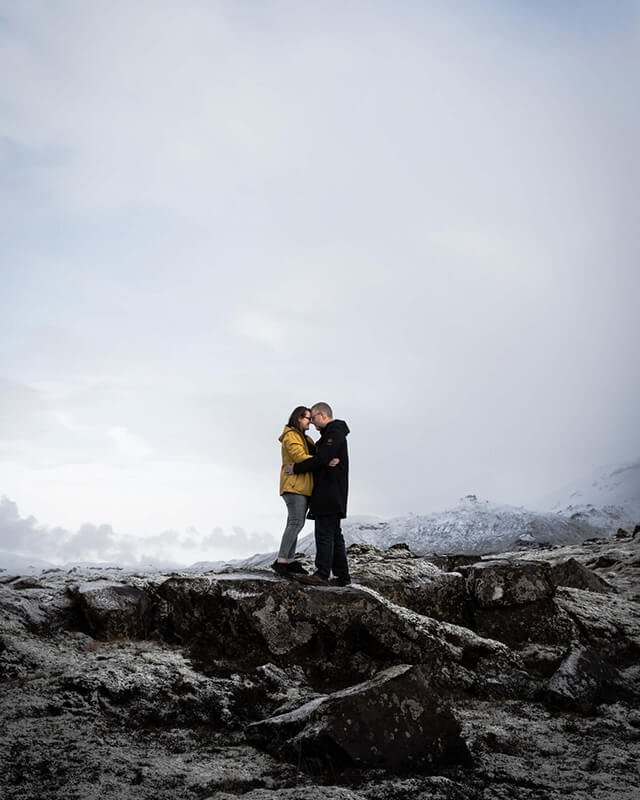 Icelandic romance British and Icelandic